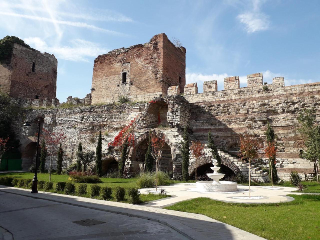 Hotel Millennium Istanbul Golden Horn Exterior foto